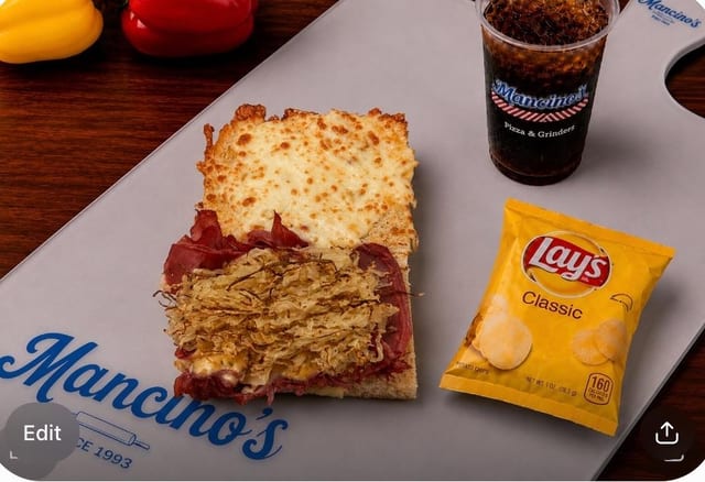 1/4 Reuben Grinder Combo.