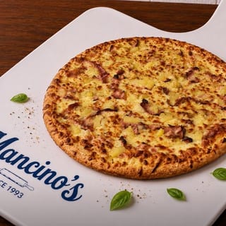 Medium Hawaiian Pizza